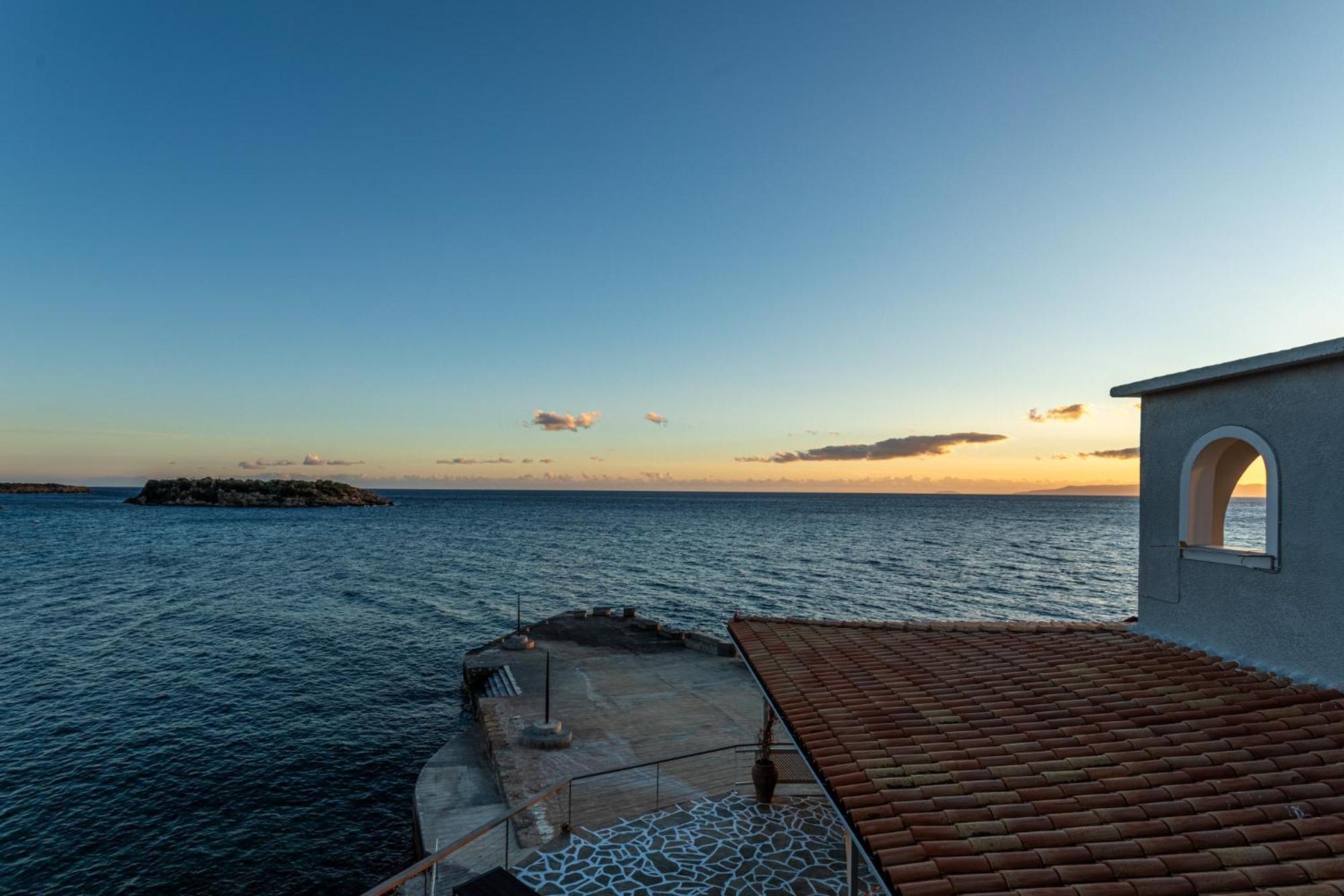 Marina Aparthotel Kardhamili Buitenkant foto