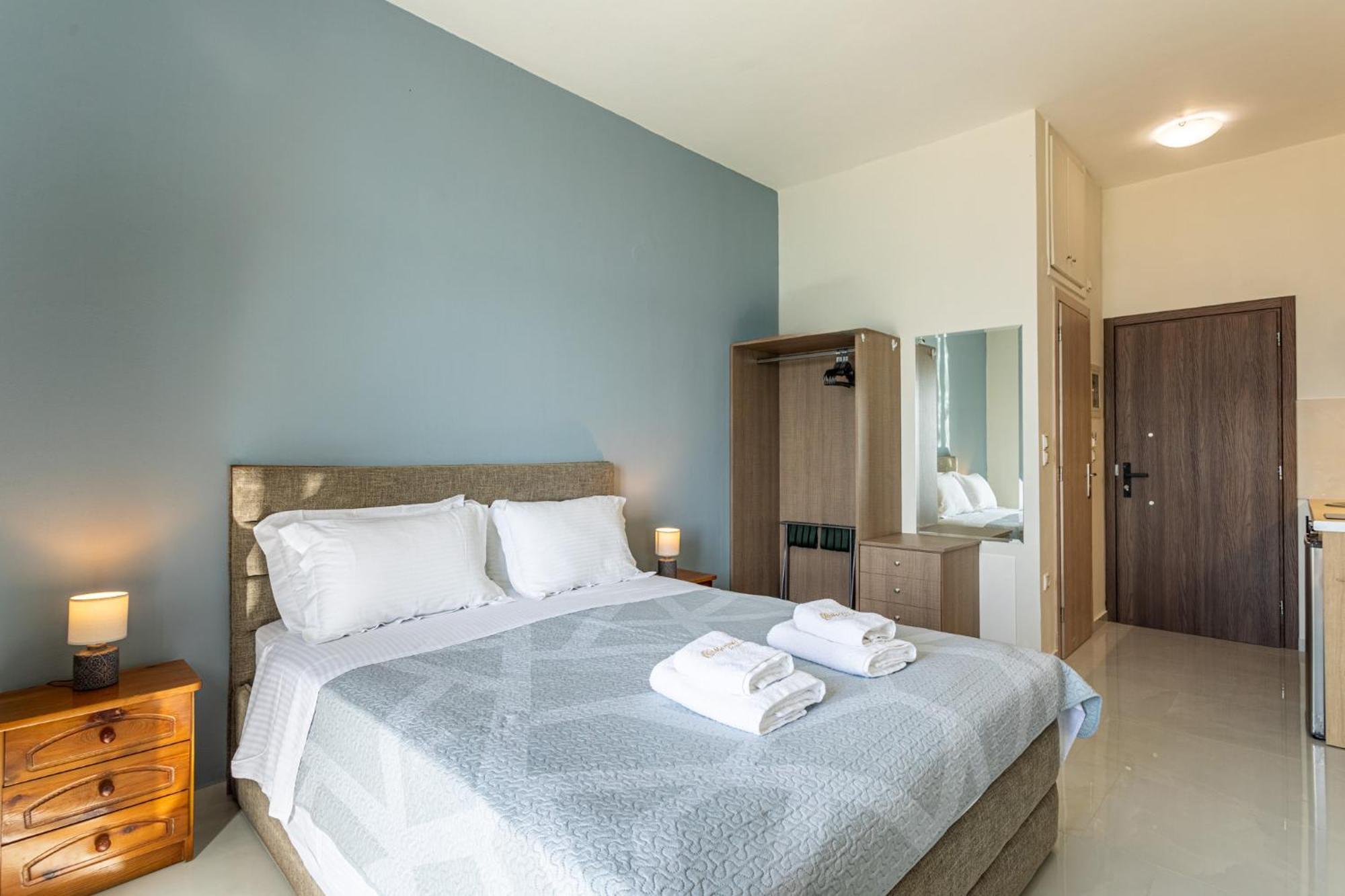Marina Aparthotel Kardhamili Buitenkant foto
